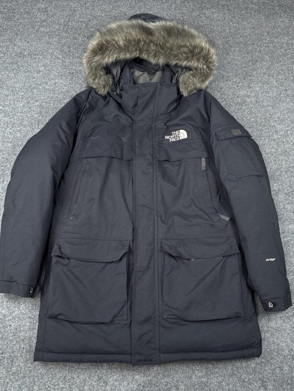The North Face McMurdo Parka HyVent Men's M Black Goose Down Fur Hooded